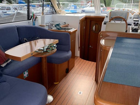 Beneteau Antares 9.80