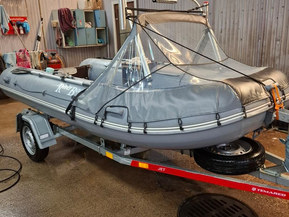 River Boats Muu malli