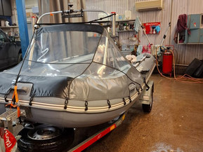 River Boats Muu malli