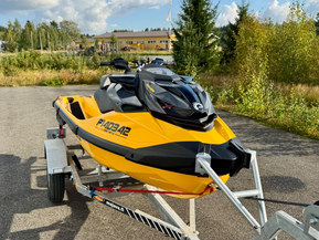 Sea-Doo RXP-XRS 300