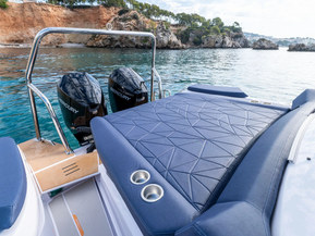 Axopar 29 XC Cross Cabin