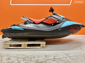 Sea-Doo Spark Trixx 2up