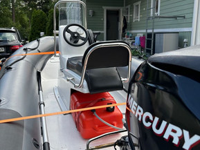 Adventurer Vesta V380