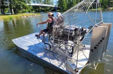Airboat Muu malli