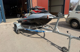 Sea-Doo RXP-XRS 300