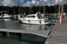 SeaStar 8000 Cruiser