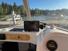 Örnvik 580 pilothouse