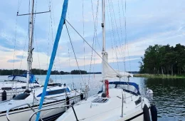 Helmsman 31