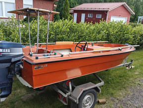 Riviera R