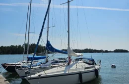 Helmsman 31