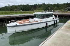 Axopar 28 Cabin