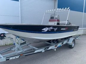 Tracker 19 CC