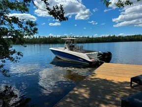 Boston Whaler 320Outrage
