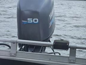 Yamaha F50