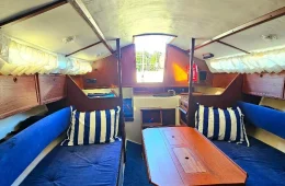 Helmsman 31