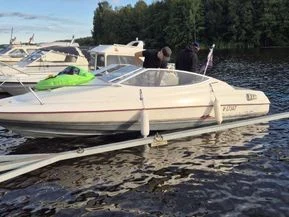 Bayliner 2052 Capri