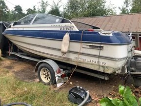 Bayliner 2052