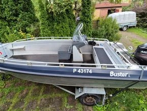Buster L 1